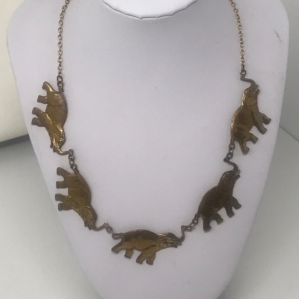 Pididdly Links Elephant Necklace